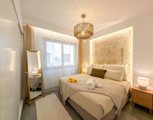 2 quarto Apartamento para venda em San Pedro de Alcantara, Marbella com garagem - 949 000 € (Ref: 9548839)