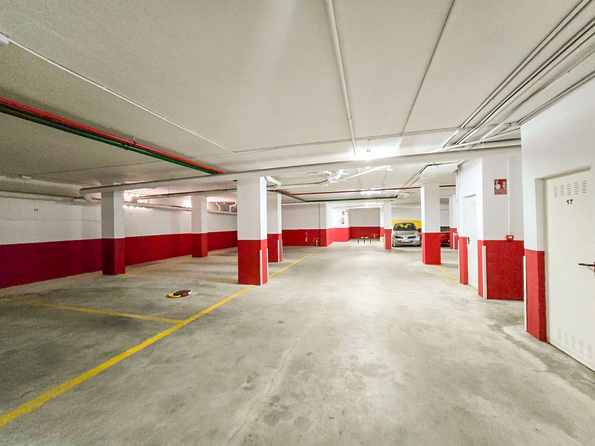 2 quarto Apartamento para venda em San Pedro de Alcantara com garagem - 949 000 € (Ref: 9548839)