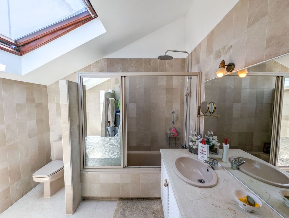 3 sypialnia Apartament na sprzedaż w Marbella - 725 000 € (Ref: 9548841)