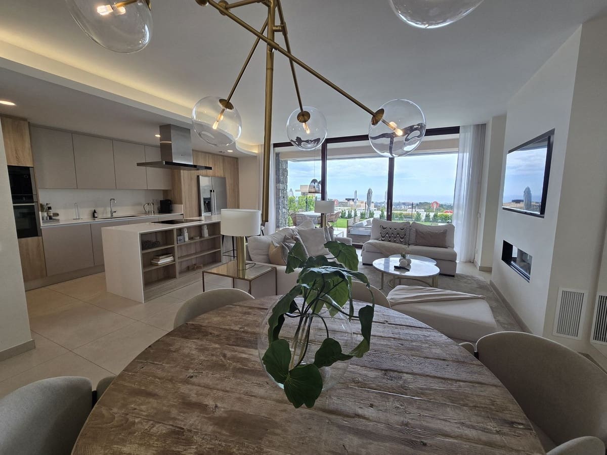 3 soveværelse Lejlighed til salg i Benahavis - € 1.299.000 (Ref: 9614183)