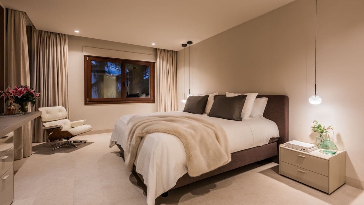 4 soveværelse Lejlighed til salg i Golden Mile - € 2.995.000 (Ref: 9614186)