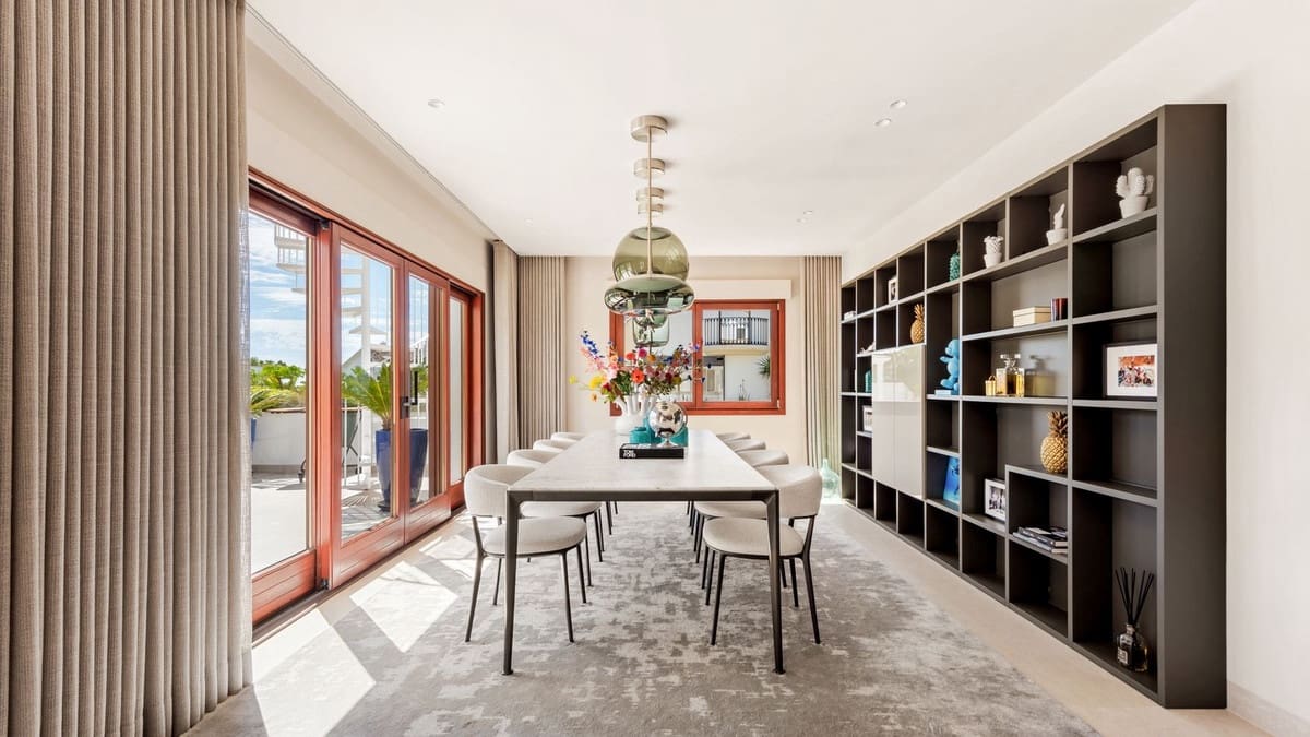 4 soveværelse Lejlighed til salg i Golden Mile - € 2.995.000 (Ref: 9614186)