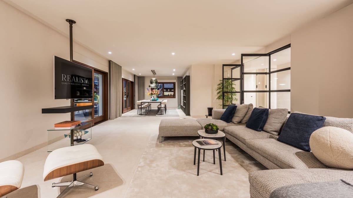 4 soveværelse Lejlighed til salg i Golden Mile - € 2.995.000 (Ref: 9614186)