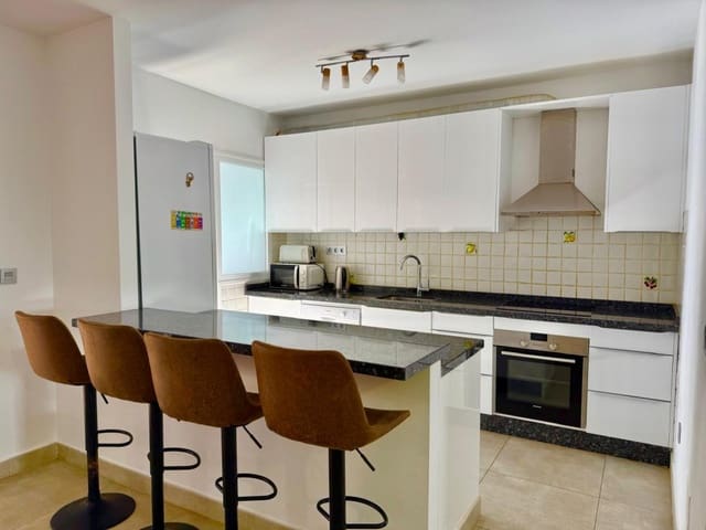 3 soveværelse Byhus til salg i Estepona - € 375.000 (Ref: 9669108)