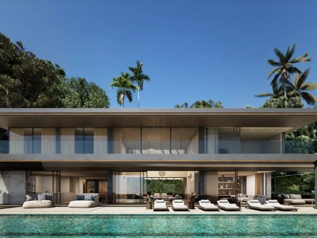 6 bedroom Villa for sale in Manilva Pueblo, Manilva with pool - € 19,000,000 (Ref: 9805027)