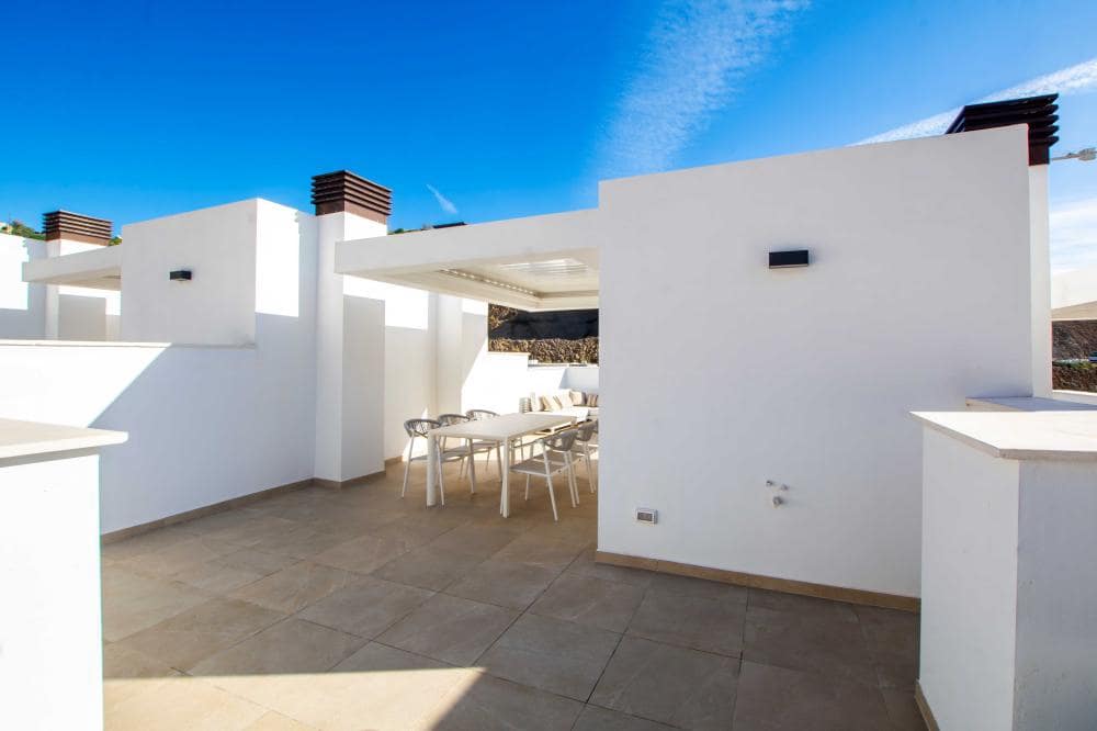 3 makuuhuone Omakotitalo myytävänä paikassa Malaga kaupunki mukana uima-altaan - 695 000 € (Ref: 9805057)