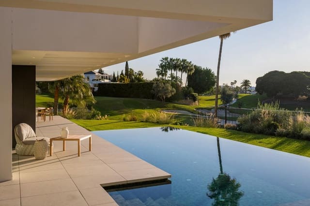 4 Zimmer Villa zu verkaufen in Nueva Andalucia, Marbella mit Pool - 5.975.000 € (Ref: 9805060)