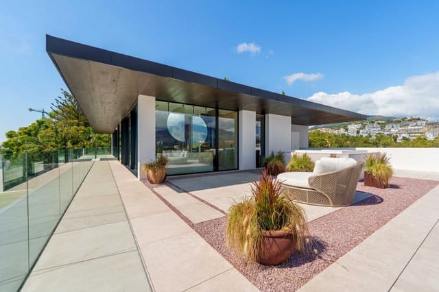 8 chambre Villa/Maison à vendre à New Golden Mile, Estepona avec piscine - 21 500 000 € (Ref: 9805061)