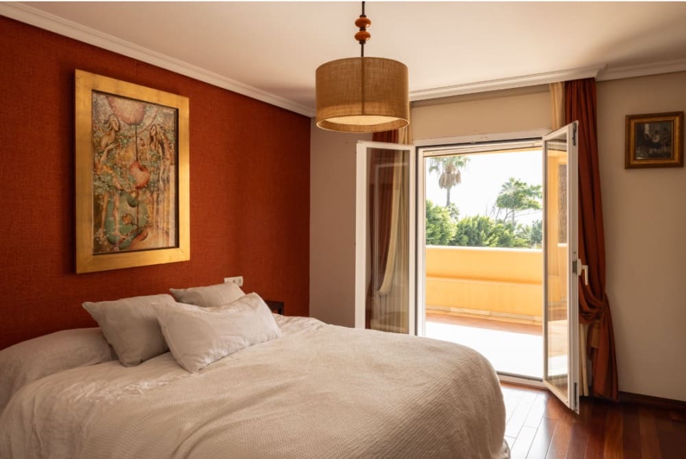 8 sovrum Villa till salu i New Golden Mile med pool - 6 600 000 € (Ref: 9805064)