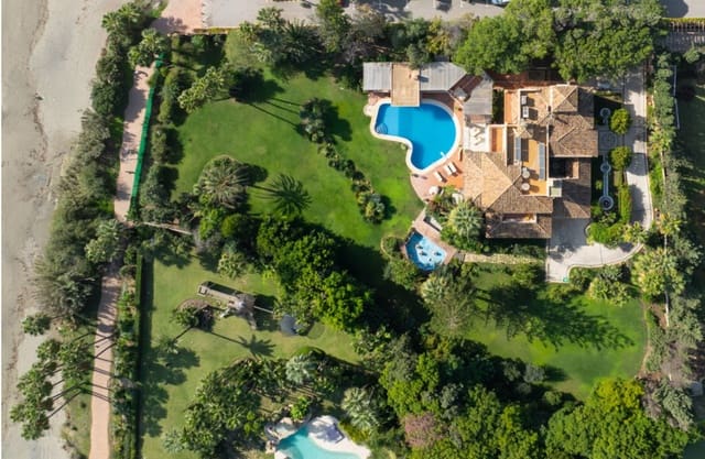 8 makuuhuone Huvila myytävänä paikassa New Golden Mile, Estepona mukana uima-altaan - 6 600 000 € (Ref: 9805064)