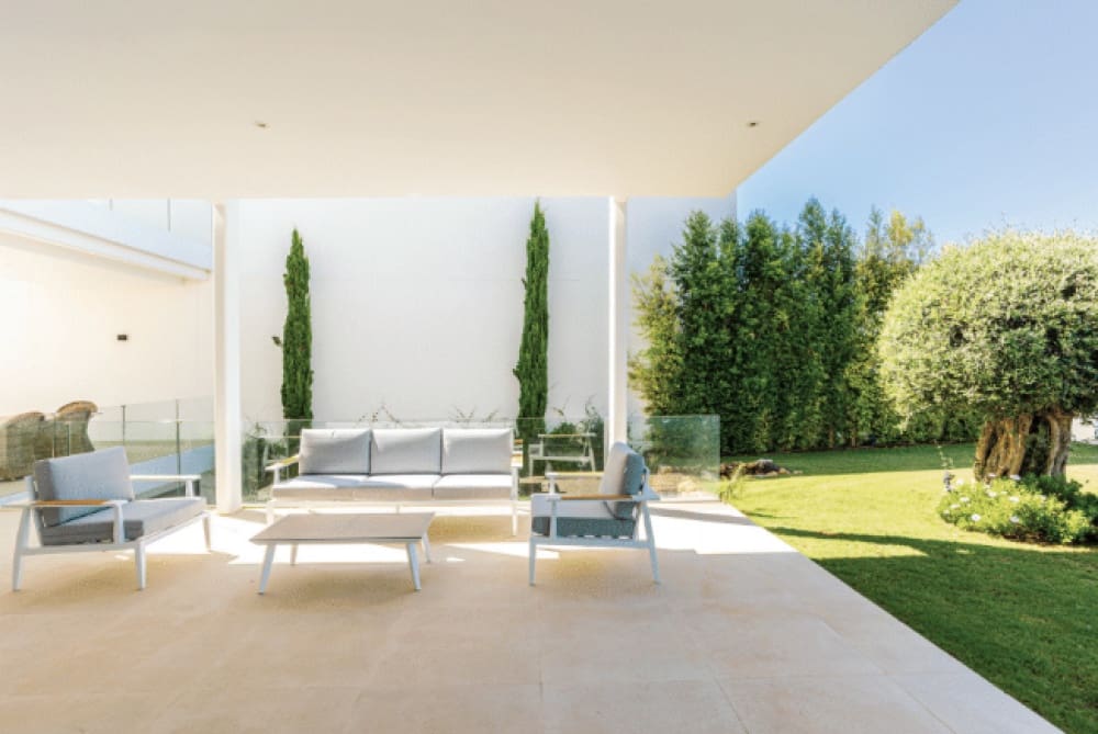 4 slaapkamer Villa te koop in Marbella met zwembad - € 1.950.000 (Ref: 9805072)