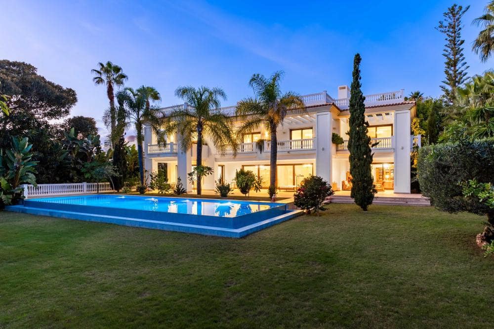 7 quarto Moradia para venda em Marbella com piscina - 4 999 999 € (Ref: 9805100)