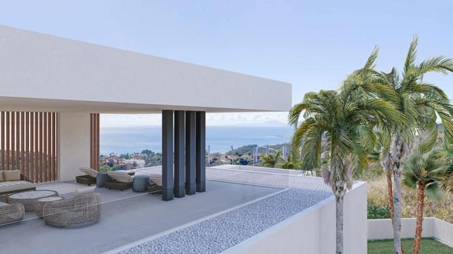 5 bedroom Villa for sale in Manilva Pueblo, Manilva - € 3,000,000 (Ref: 9805119)