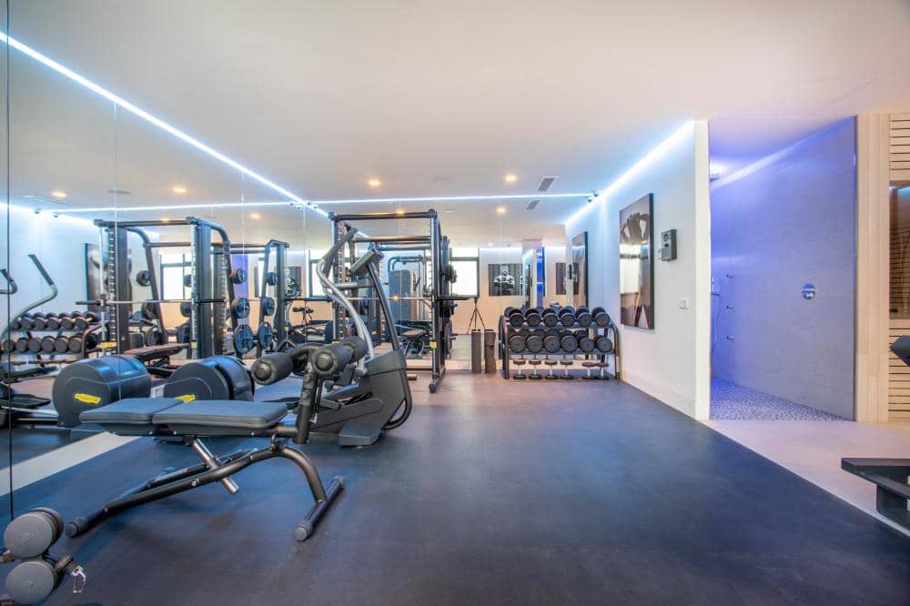 5 sypialnia Willa na sprzedaż w Benahavis - 5 600 000 € (Ref: 9805135)