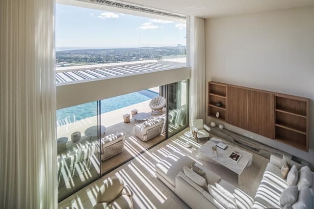 Chalet de 6 habitaciones en Sotogrande, San Roque en venta con piscina - 9.600.000 € (Ref: 9805136)