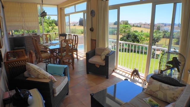 6 bedroom Villa for sale in Fuengirola with pool garage - € 850,000 (Ref: 5533587)