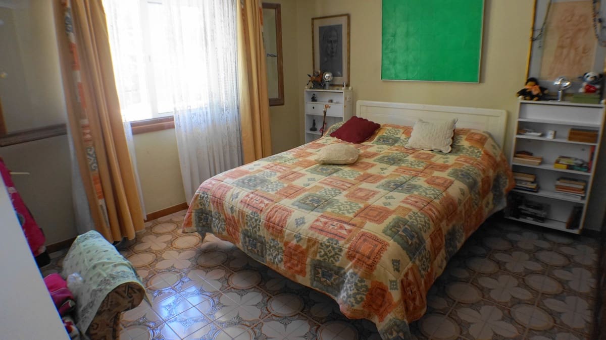 6 soveværelse Villa til salg i Fuengirola med swimmingpool garage - € 850.000 (Ref: 5533587)