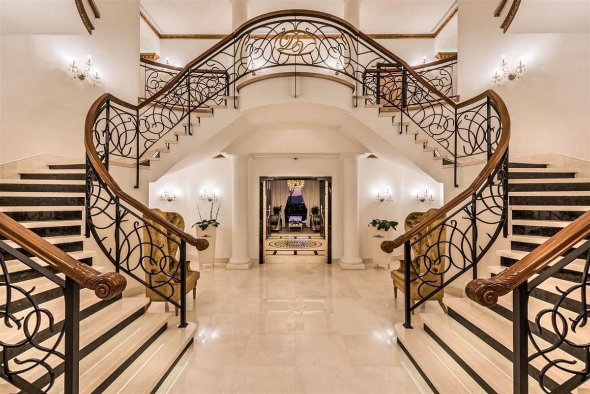 7 bedroom Villa for sale in Marbella with pool garage - € 9,500,000 (Ref: 6074569)