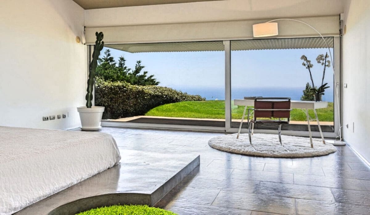 4 bedroom Villa for sale in Fuengirola with pool - € 4,975,000 (Ref: 6492039)