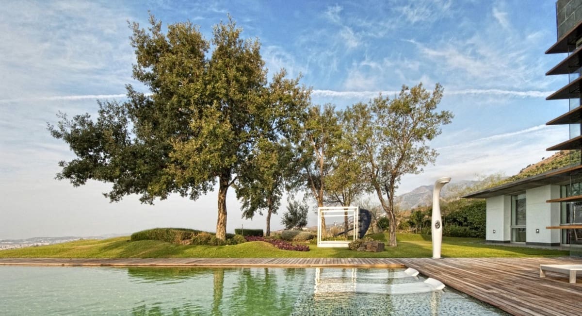 4 bedroom Villa for sale in Fuengirola with pool - € 4,975,000 (Ref: 6492039)