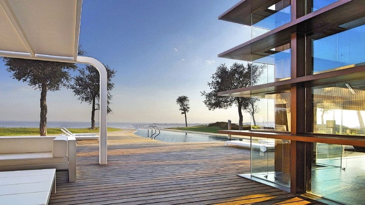 4 bedroom Villa for sale in Fuengirola with pool - € 4,975,000 (Ref: 6492039)