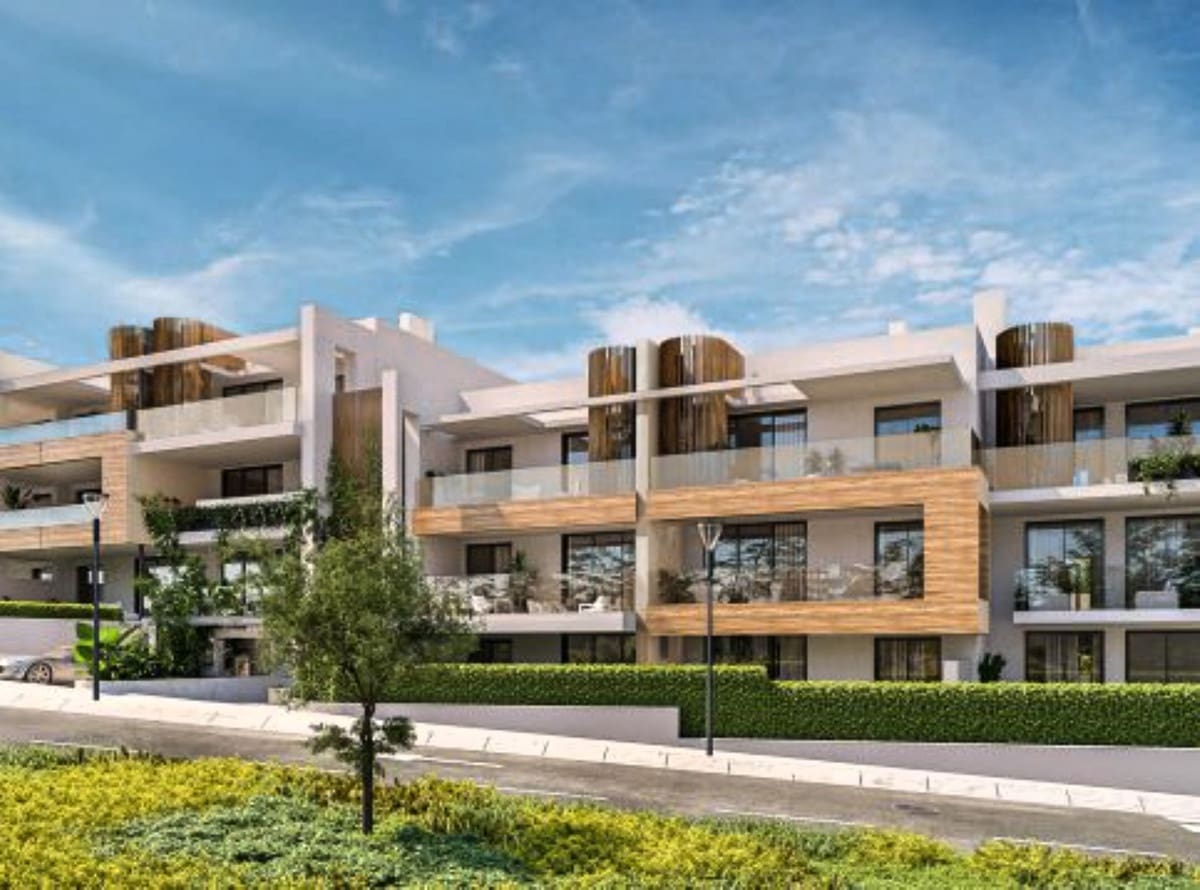 2 bedroom Apartment for sale in Fuengirola with pool garage - € 535,000 (Ref: 6665437)