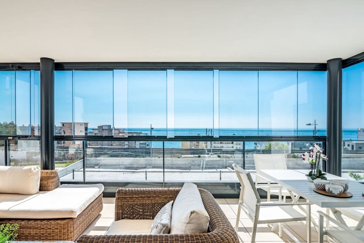 3 bedroom Apartment for sale in Fuengirola with pool garage - € 699,000 (Ref: 6680015)