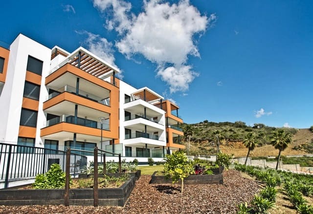 3 Zimmer Apartment zu verkaufen in Fuengirola mit Pool Garage - 699.000 € (Ref: 6680015)