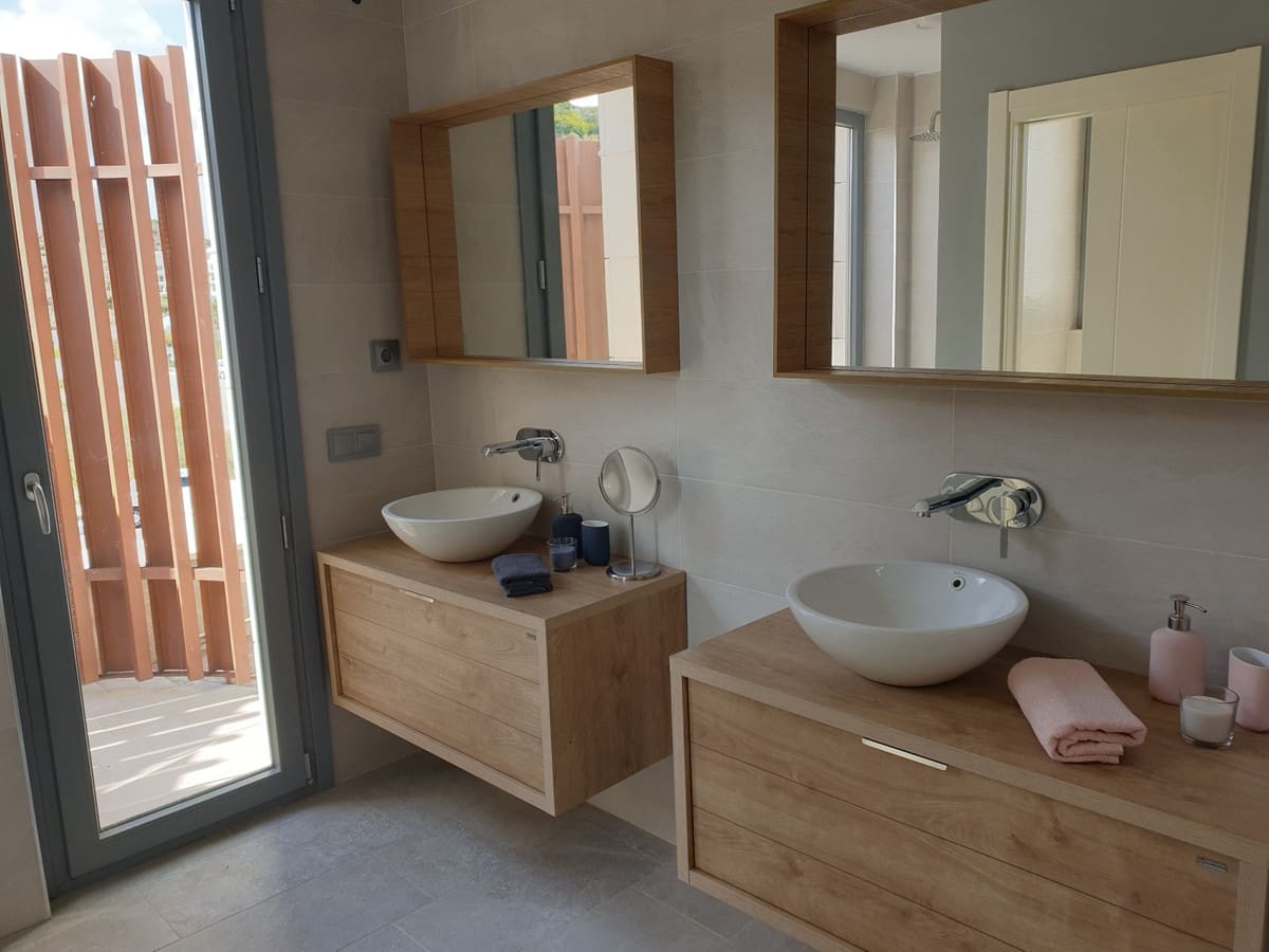 4 Zimmer Villa zu verkaufen in Fuengirola mit Pool Garage - 1.150.000 € (Ref: 7123916)