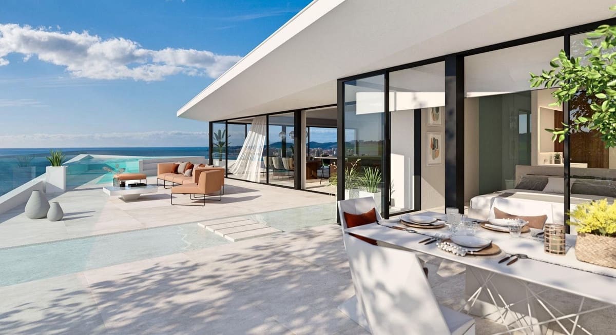 Ático de 3 habitaciones en Fuengirola en venta con piscina garaje - 1.895.000 € (Ref: 7154768)