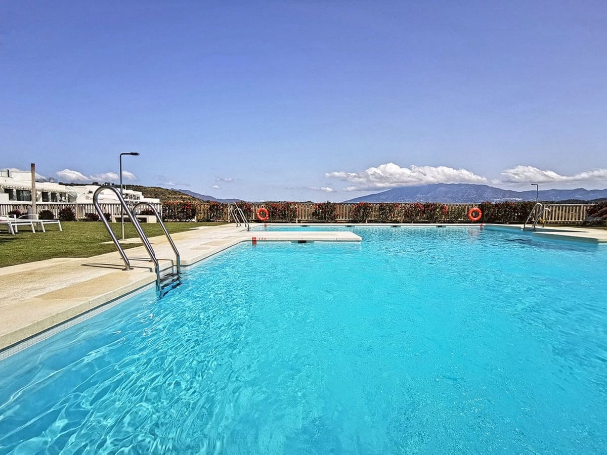 3 makuuhuone Huoneisto myytävänä paikassa La Cala de Mijas mukana uima-altaan 
autotalli - 499 000 € (Ref: 7550043)