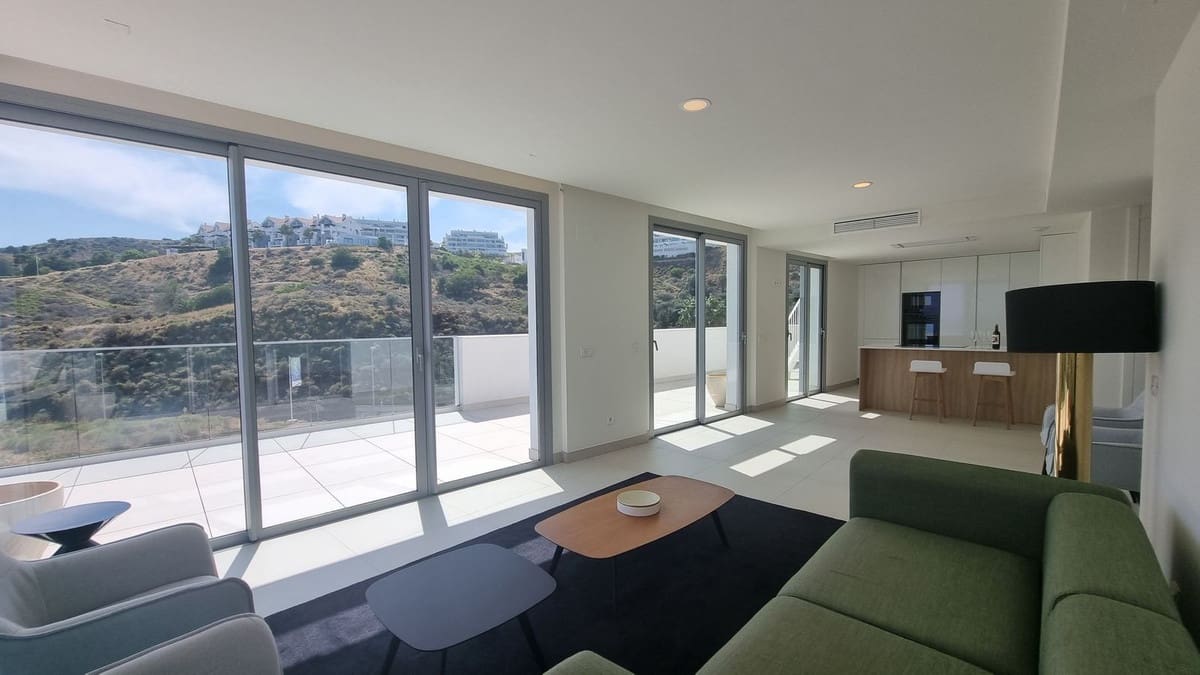 2 makuuhuone Kattohuoneisto myytävänä paikassa La Cala de Mijas mukana uima-altaan 
autotalli - 895 000 € (Ref: 7804601)