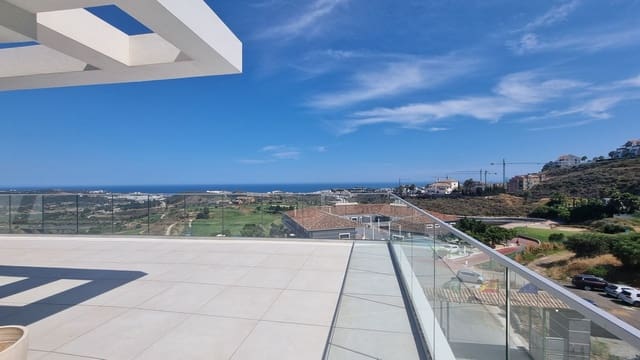 2 slaapkamer Penthouse te koop in La Cala de Mijas, Mijas met zwembad garage - € 895.000 (Ref: 7804601)