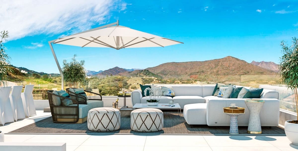 4 bedroom Villa for sale in Mijas Costa with pool garage - € 1,150,000 (Ref: 7849377)