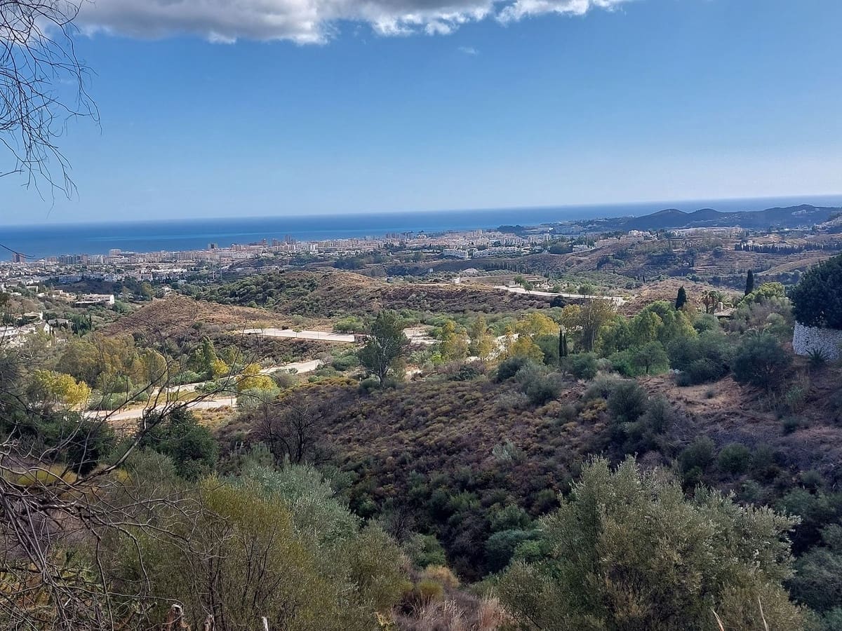 Chalet de 4 habitaciones en Mijas en venta - 1.249.000 € (Ref: 7857769)