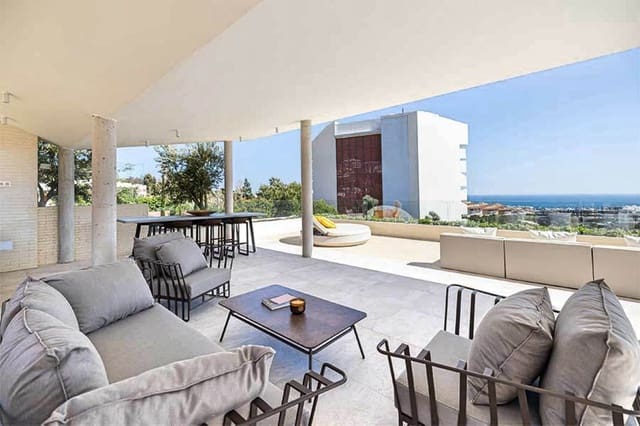 2 soveværelse Lejlighed til salg i Fuengirola med swimmingpool garage - € 990.000 (Ref: 7889162)