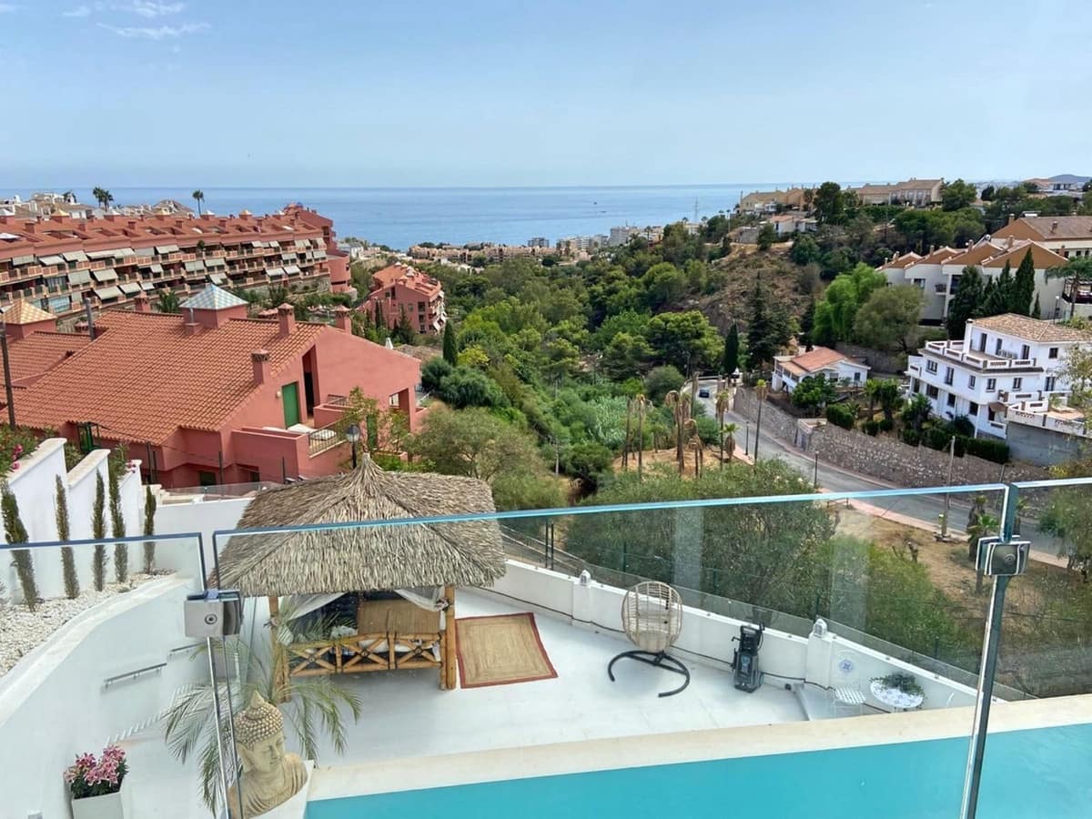 4 soveværelse Villa til salg i Fuengirola med swimmingpool garage - € 1.295.000 (Ref: 8262939)