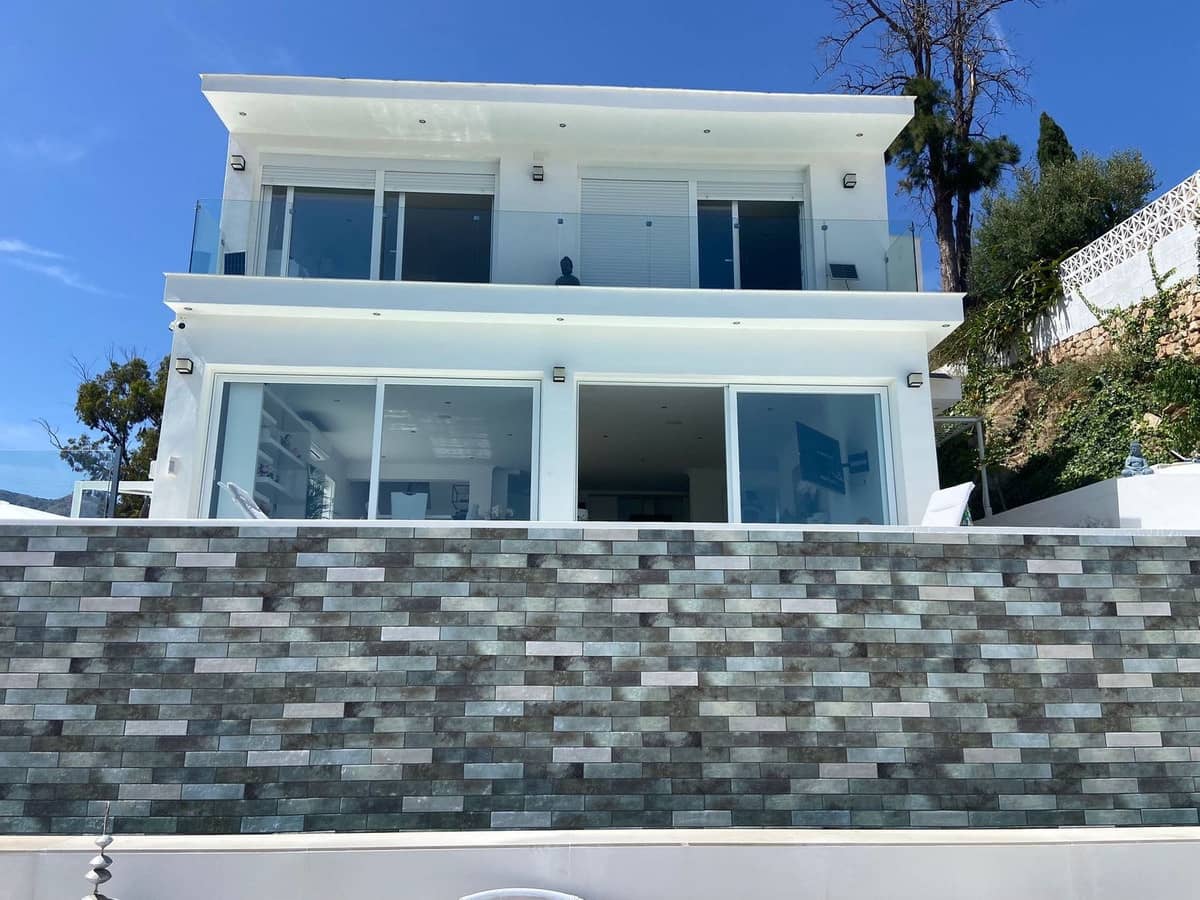 4 soveværelse Villa til salg i Fuengirola med swimmingpool garage - € 1.295.000 (Ref: 8262939)