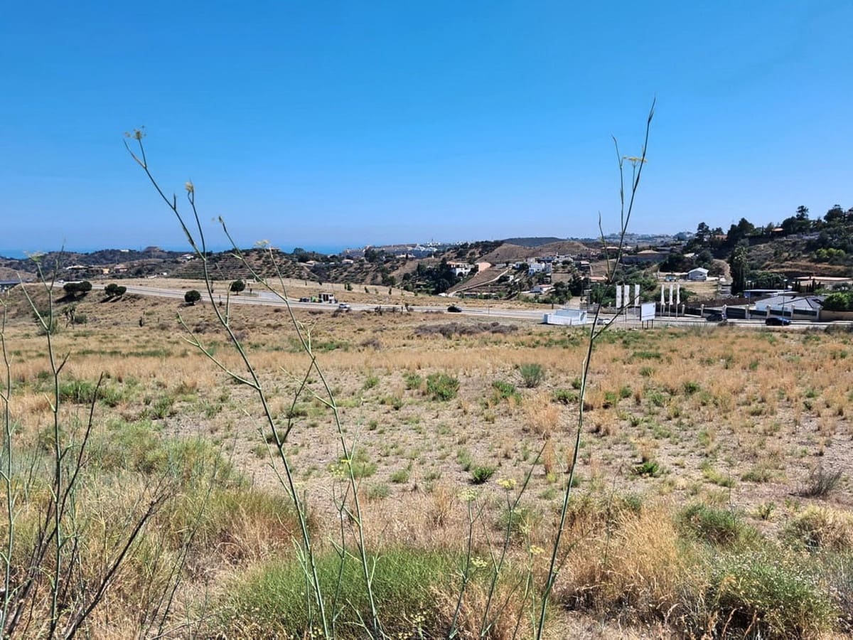 4 sypialnia Dom na sprzedaż w La Cala de Mijas z basenem garażem - 625 000 € (Ref: 8312771)