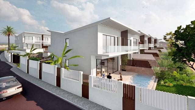 4 soverom Hus til salgs i La Cala de Mijas, Mijas med svømmebasseng garasje - € 625 000 (Ref: 8312771)