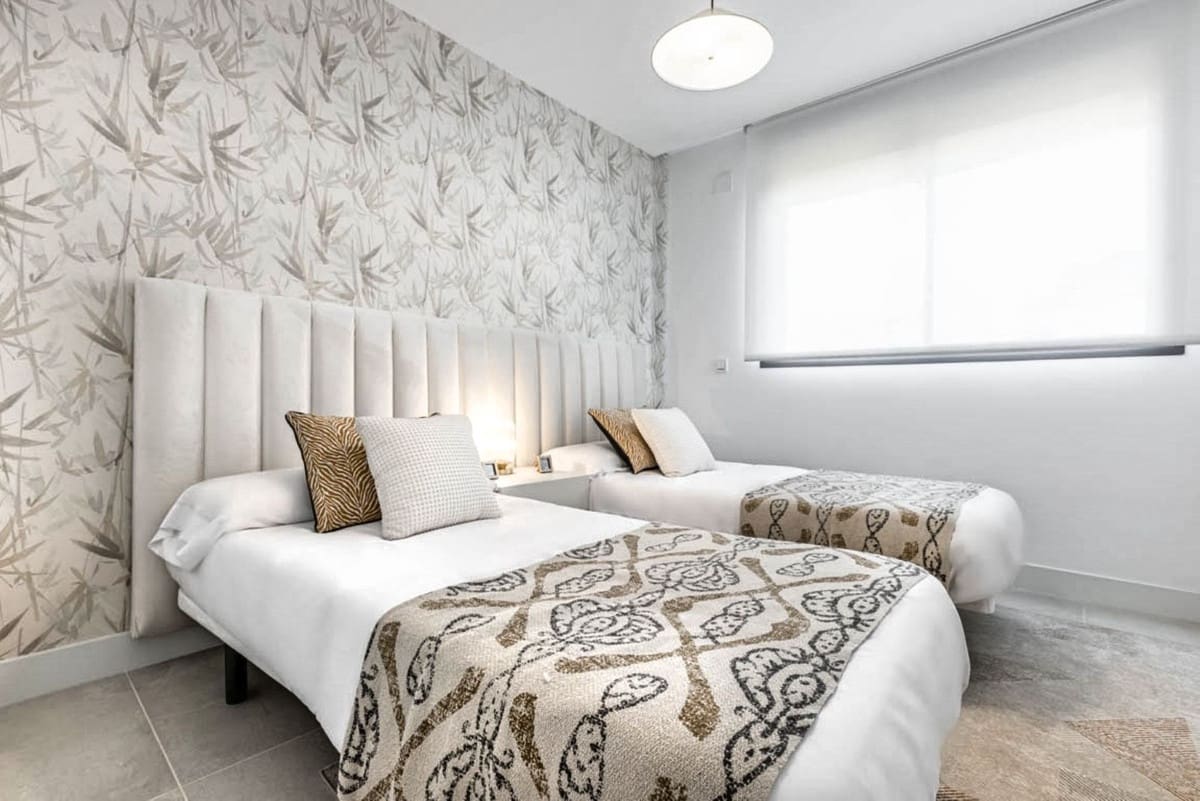 2 bedroom Apartment for sale in Cabopino with pool garage - € 690,000 (Ref: 8413914)