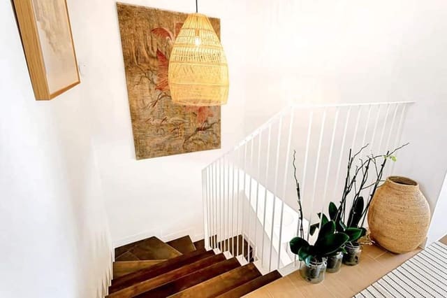 3 slaapkamer Halfvrijstaande villa te koop in Mijas - € 899.000 (Ref: 8578578)