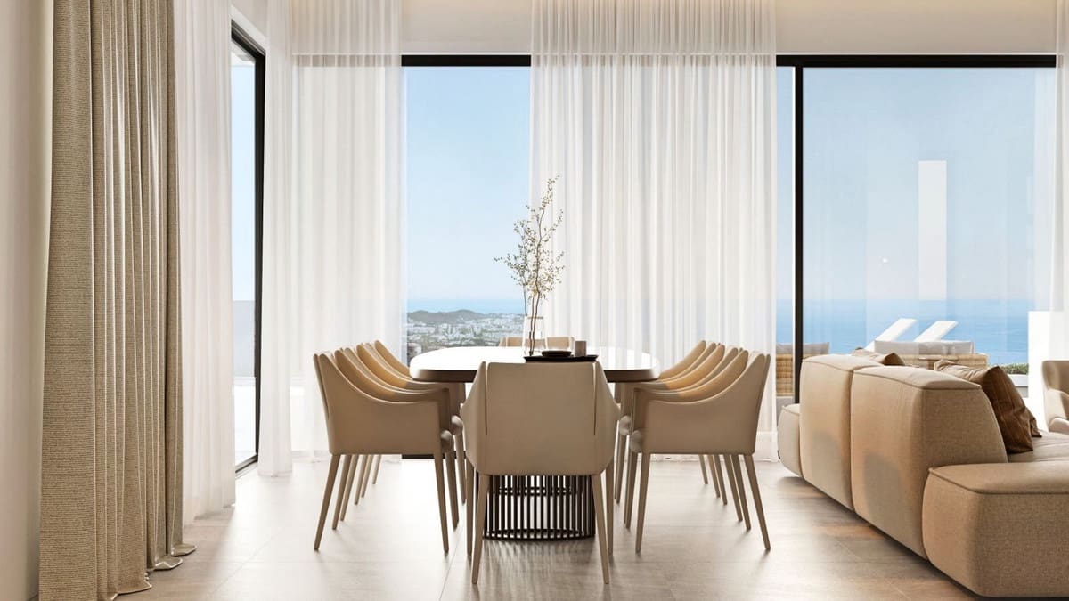 5 bedroom Villa for sale in Mijas with pool garage - € 1,700,000 (Ref: 8733755)