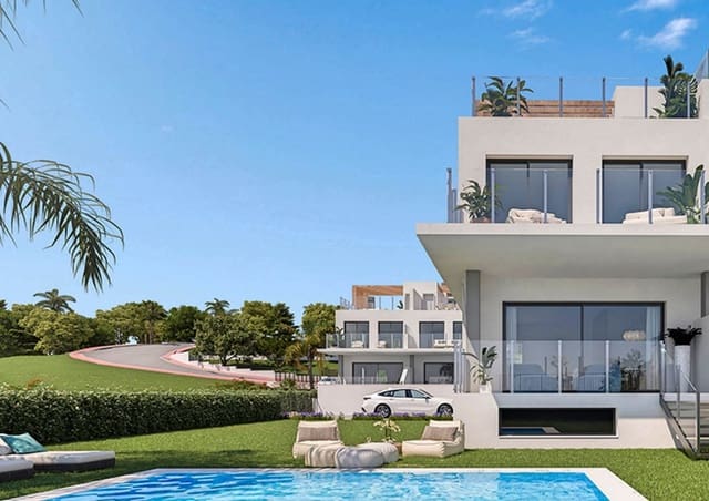 3 soveværelse Semi-Rækkehus til salg i Benalmádena med swimmingpool garage - € 925.000 (Ref: 8999780)