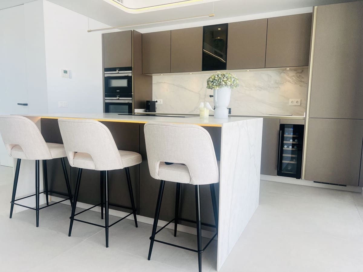 Chalet de 4 habitaciones en La Cala de Mijas en venta con piscina garaje - 1.795.000 € (Ref: 8999781)