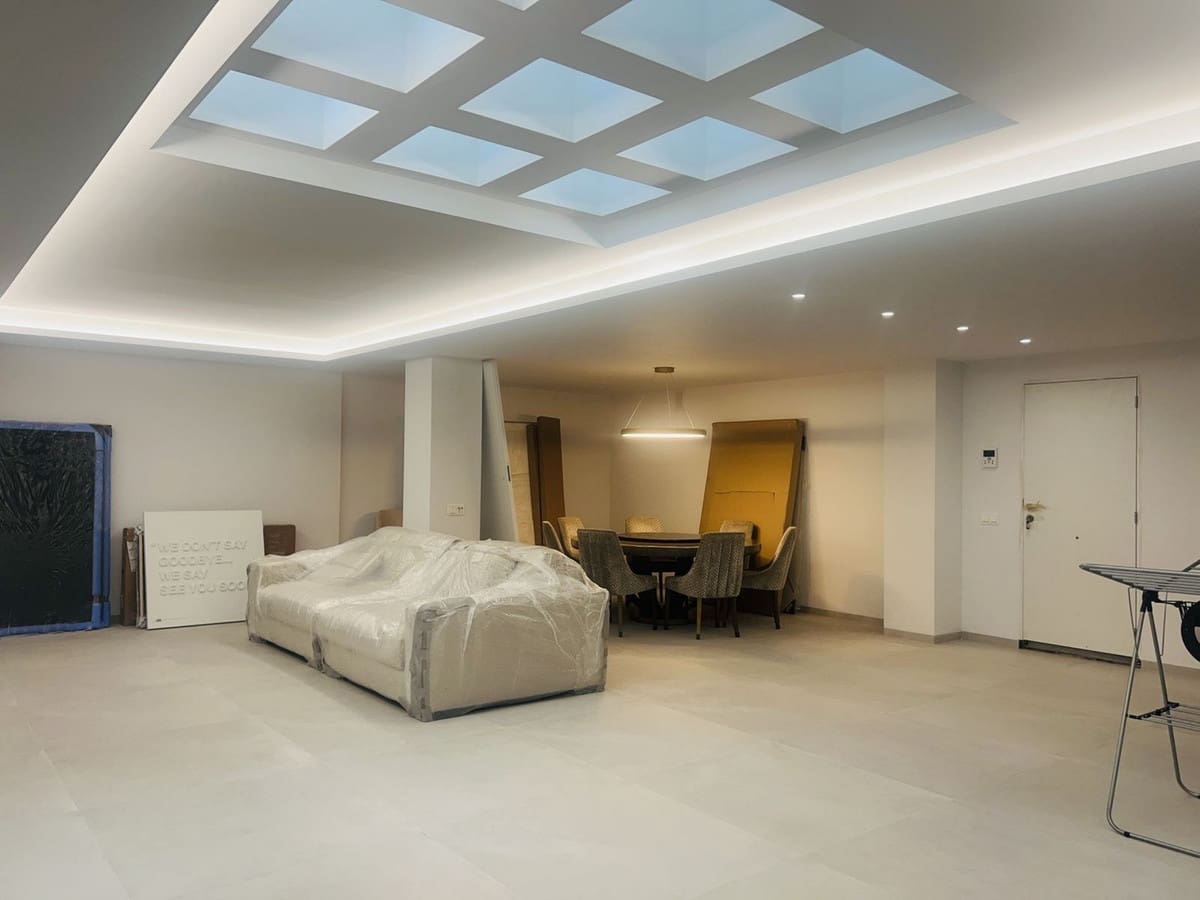 Chalet de 4 habitaciones en La Cala de Mijas en venta con piscina garaje - 1.795.000 € (Ref: 8999781)