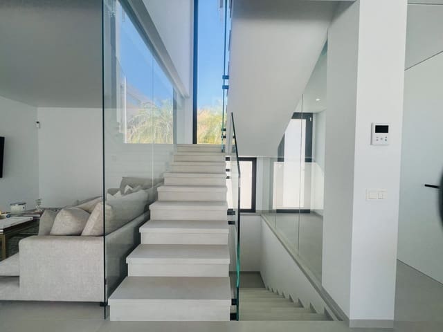 4 camera da letto Villa in vendita in La Cala de Mijas, Mijas con piscina garage - 1.795.000 € (Rif: 8999781)