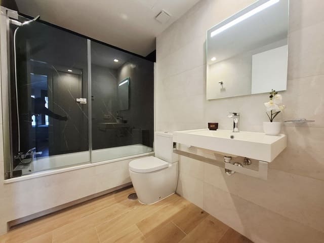 2 soveværelse Lejlighed til salg i Fuengirola med swimmingpool garage - € 599.000 (Ref: 8999784)