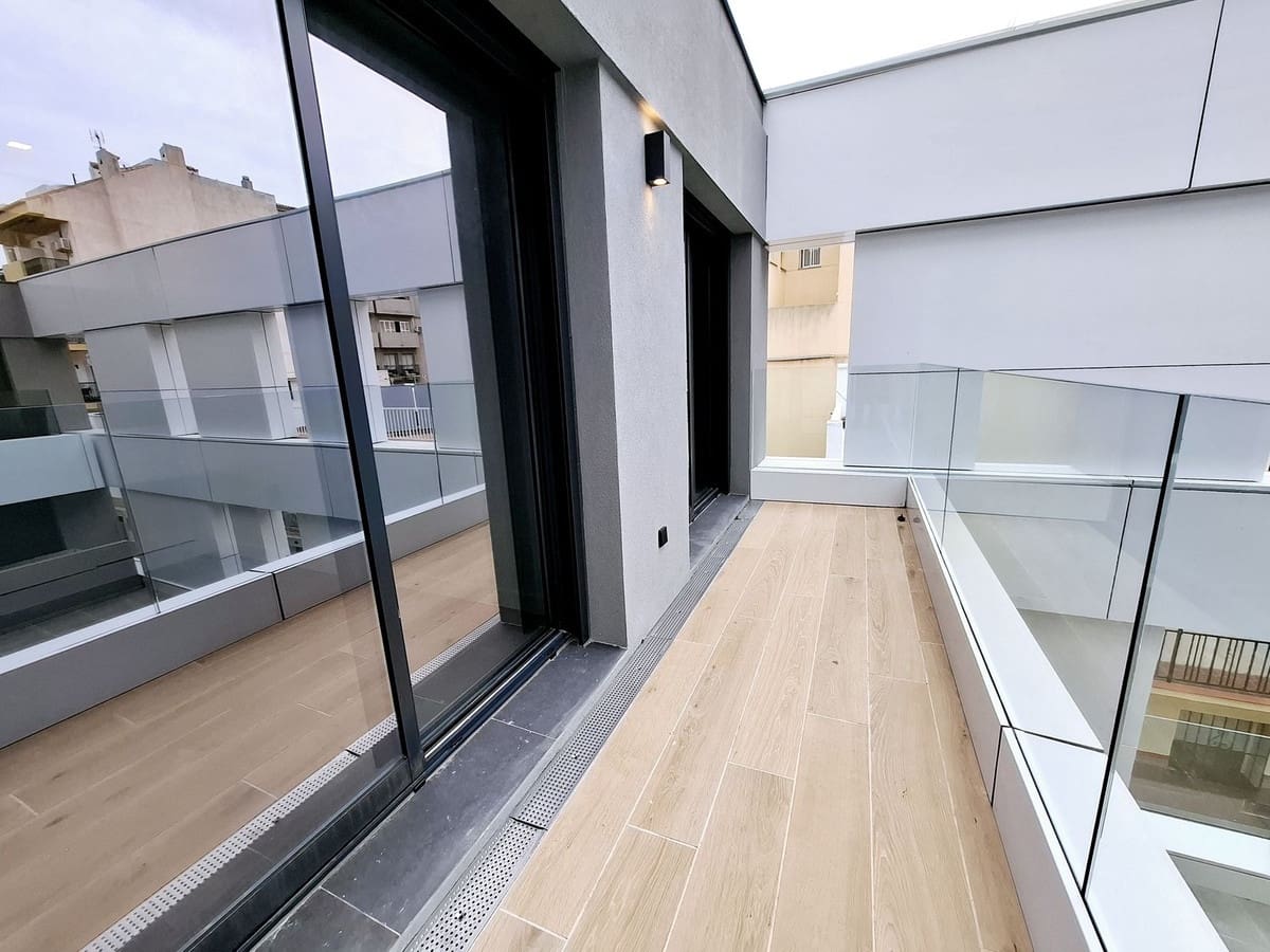 Apartamento de 2 habitaciones en Fuengirola en venta con piscina garaje - 599.000 € (Ref: 8999784)