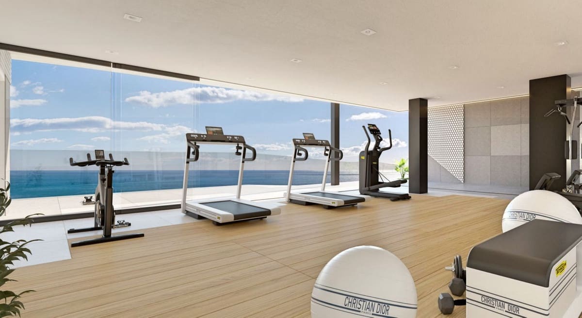 2 soverom Leilighet til salgs i Fuengirola med svømmebasseng garasje - € 1 100 000 (Ref: 9050498)